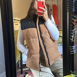 Wild fable target Sherpa puffer vest